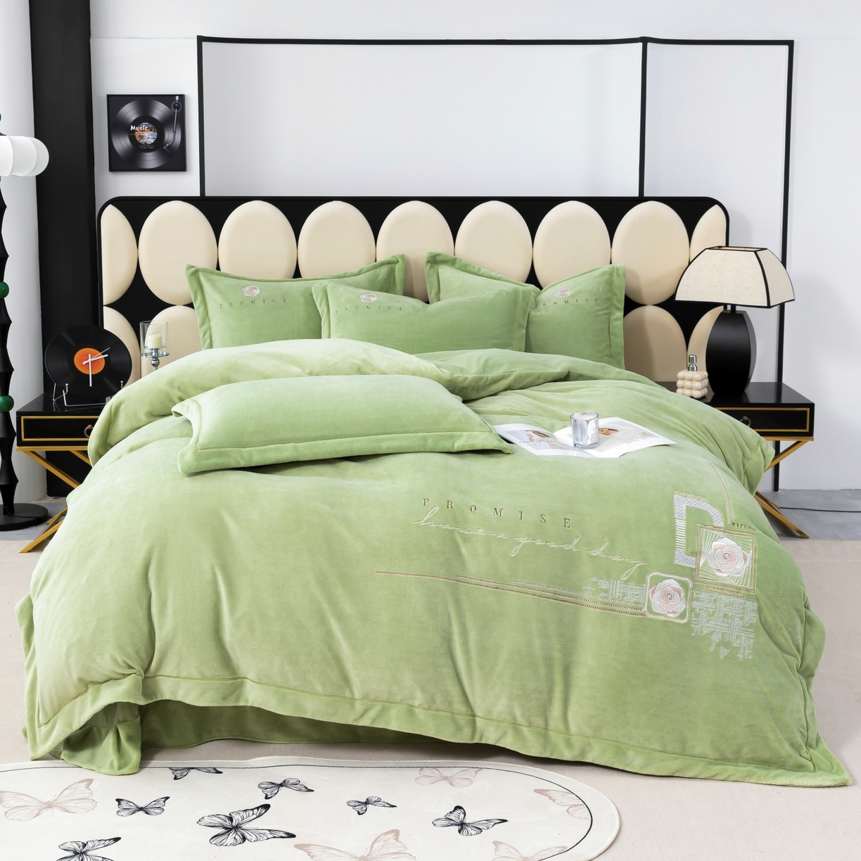 91家纺网 家纺一手货源 找家纺 优姿家纺 2025新款10斤牛奶绒宽边绣花保暖四件套-简单生活 简单生活-抹茶绿