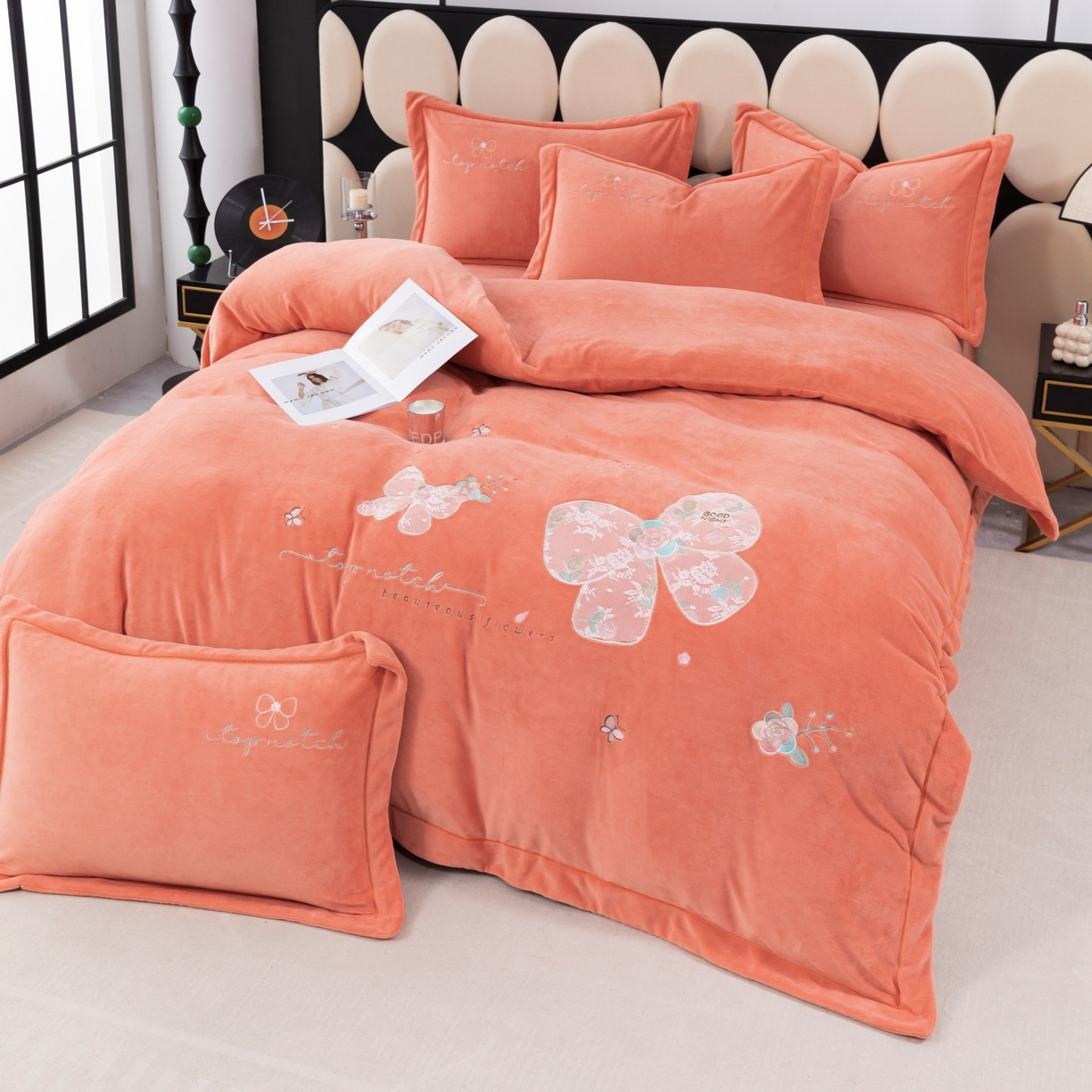 91家纺网 家纺一手货源 找家纺 优姿家纺 2025新款10斤牛奶绒宽边绣花保暖四件套-蝴蝶心语 蝴蝶心语-桔