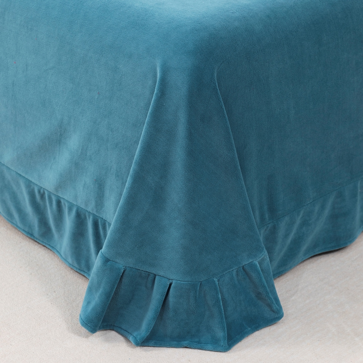 91家纺网 家纺一手货源 找家纺 优姿家纺 2025新款10斤牛奶绒宽边绣花保暖四件套-蝴蝶心语 蝴蝶心语-宝石蓝