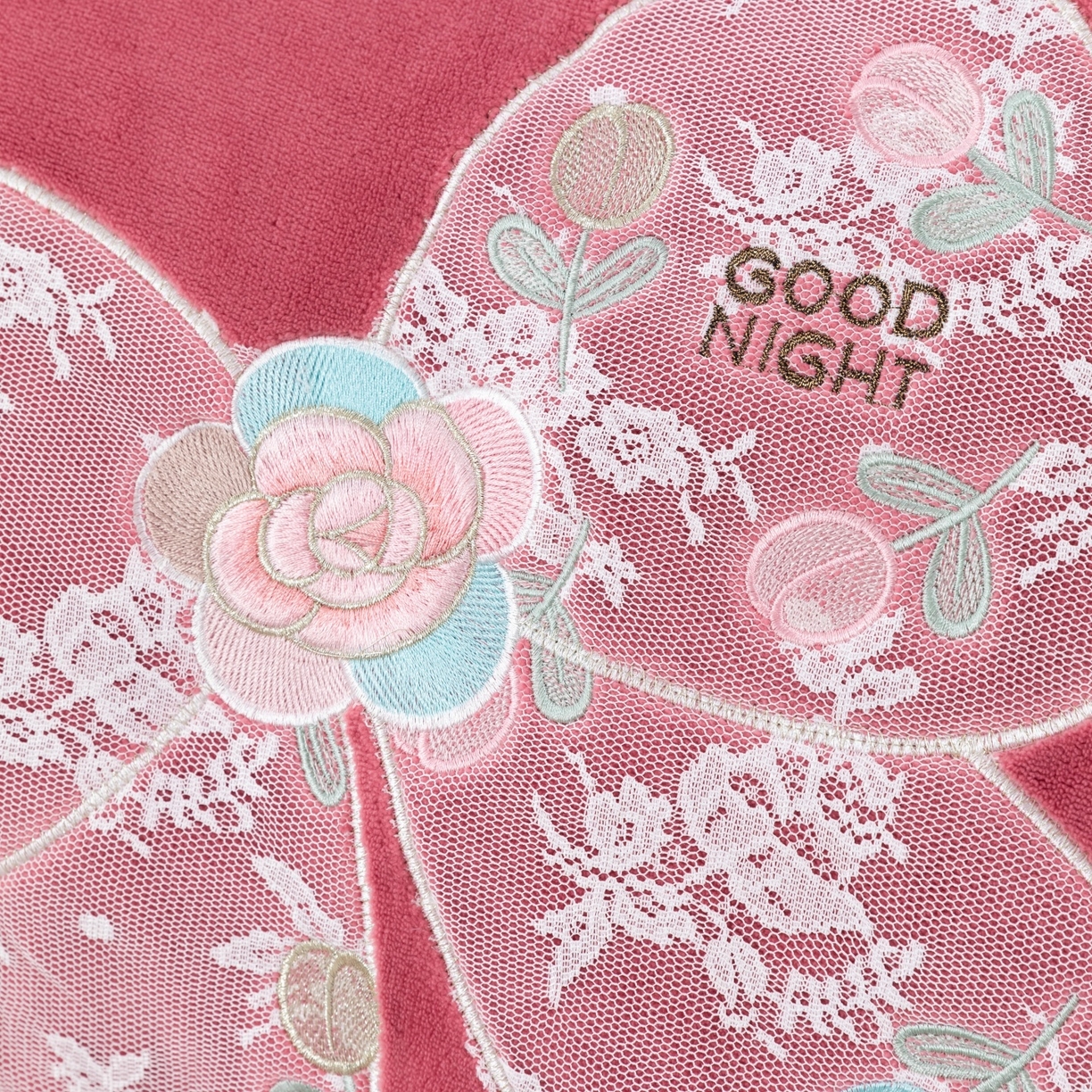 91家纺网 家纺一手货源 找家纺 优姿家纺 2025新款10斤牛奶绒宽边绣花保暖四件套-蝴蝶心语 蝴蝶心语-皮红