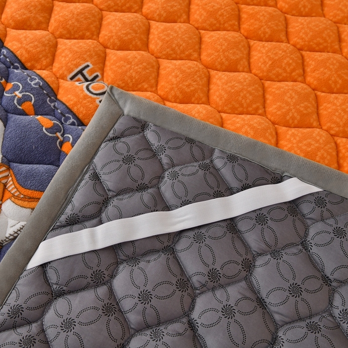 91家纺网 家纺一手货源 找家纺 索弗莱家纺 2025新款加厚宽边牛奶绒床垫-学生床 马普仕