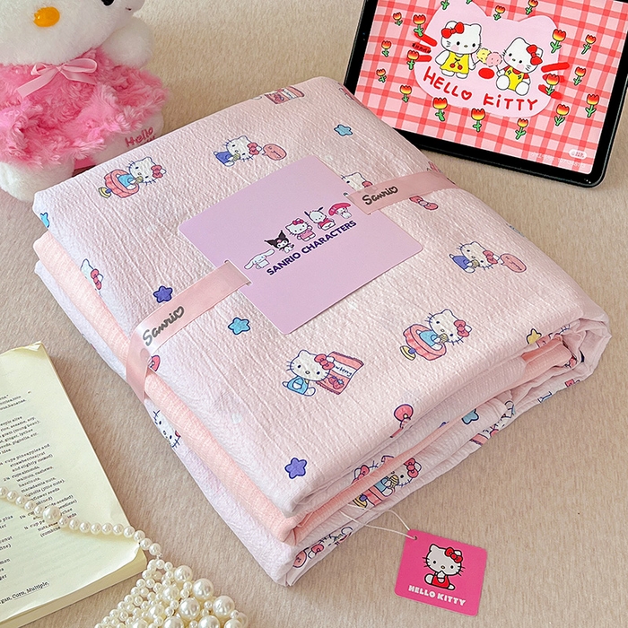 91家纺网 家纺一手货源 找家纺 奈颜 2025新款三丽鸥爆款云感双层纱印花四件套学生宿舍三件套-含防伪吊牌-叠拍图 梦幻KT