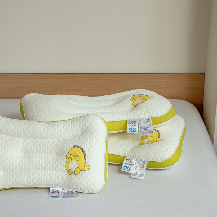 91家纺网 家纺一手货源 找家纺 （总）卡芙芯类馆 2025新款A类小恐龙儿童护颈枕枕头枕芯