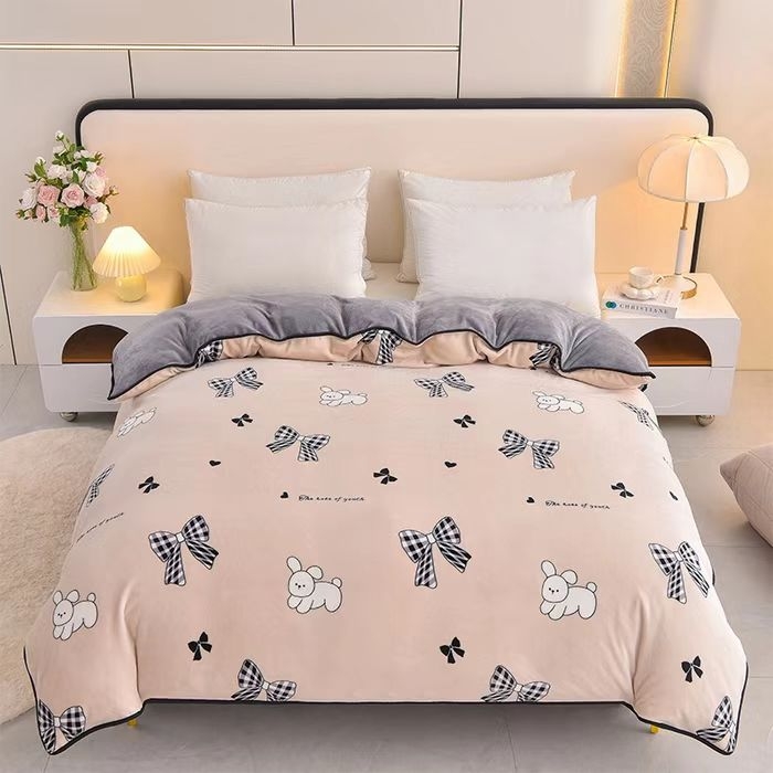 91家纺网 家纺一手货源 找家纺 （总）佳一 2025新款高克重印花牛奶绒单被套直播爆款电商爆款