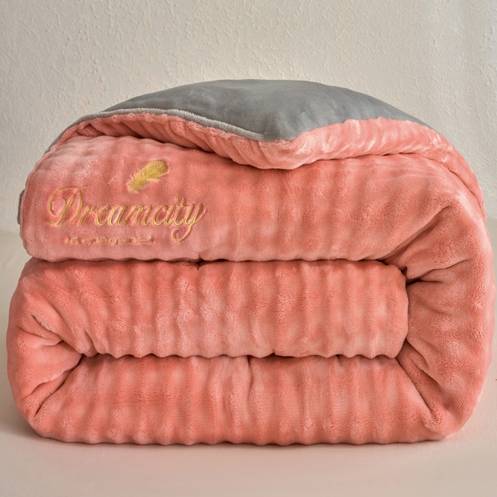 91家纺网 家纺一手货源 找家纺 （总）米米儿家纺 2025新款兔毛牛奶绒加厚保暖冬被外贸跨境被子被芯