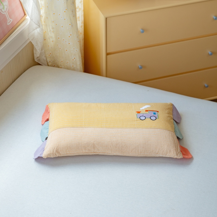 91家纺网 家纺一手货源 找家纺 卡芙芯类馆 2025新款全棉水洗棉贴布绣卡通枕芯枕头 组合图仅供展示不可下单