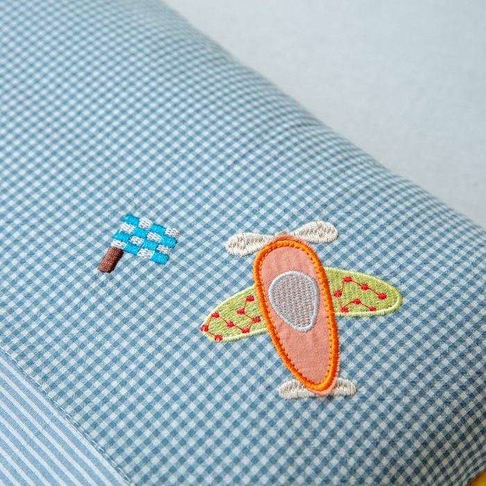 91家纺网 家纺一手货源 找家纺 卡芙芯类馆 2025新款全棉水洗棉贴布绣卡通枕芯枕头 组合图仅供展示不可下单