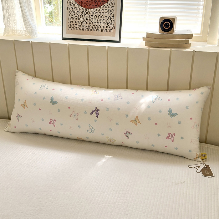 91家纺网 家纺一手货源 找家纺 罗亿家纺 2025新款ins韩国卡通水洗棉大抱枕长条靠枕靠垫(小红书同款) 彩蝶飞飞