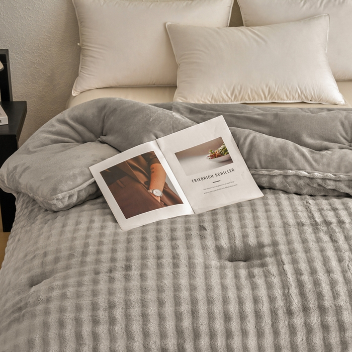 91家纺网 家纺一手货源 找家纺 米米儿家纺 2025新款兔毛牛奶绒加厚保暖冬被外贸跨境被子被芯 灰灰-泡泡绒