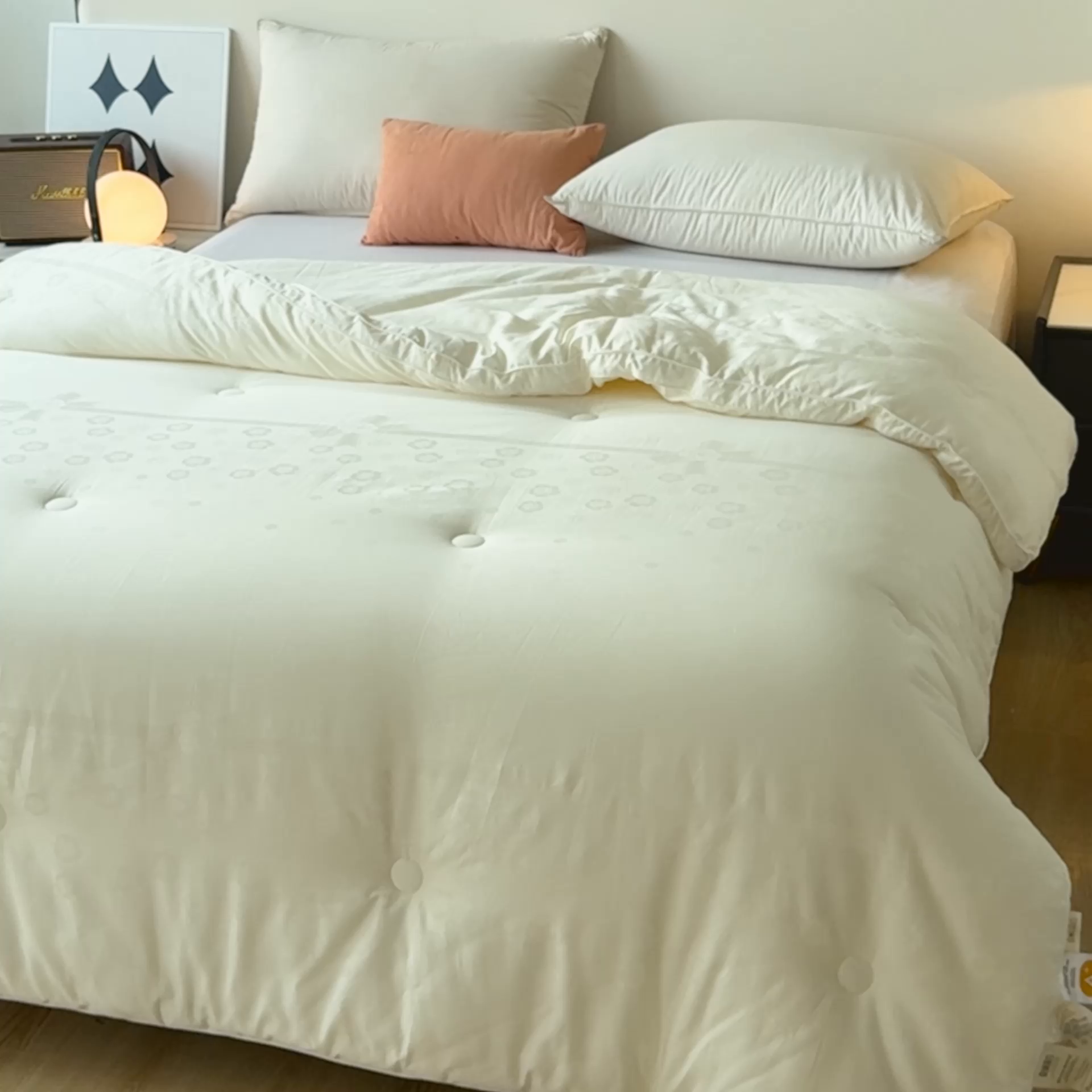 91家纺网 家纺一手货源 找家纺 （总）卡芙芯类馆 2025新款全棉60支玫瑰提花-蚕蛹羊绒被被子被芯