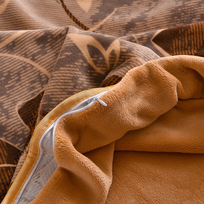 91家纺网 家纺一手货源 找家纺 佳一 2025新款高克重8-9斤 印花牛奶绒四件套 蝶舞