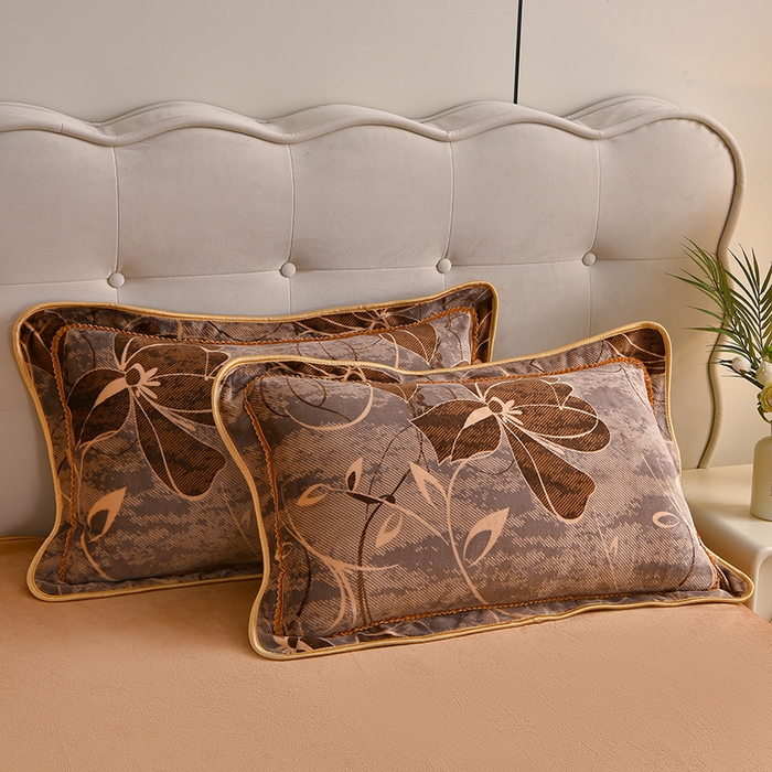 91家纺网 家纺一手货源 找家纺 佳一 2025新款高克重8-9斤 印花牛奶绒四件套 蝶舞