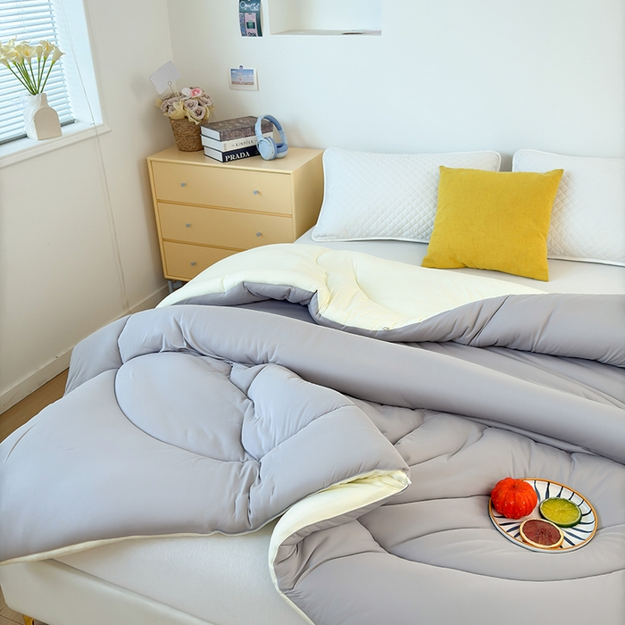 91家纺网 家纺一手货源 找家纺 卡芙芯类馆 2025新款云朵泡芙被被子被芯 浅灰