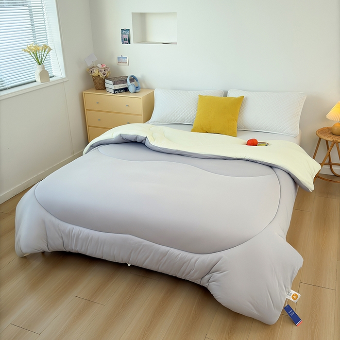 91家纺网 家纺一手货源 找家纺 卡芙芯类馆 2025新款云朵泡芙被被子被芯 浅灰