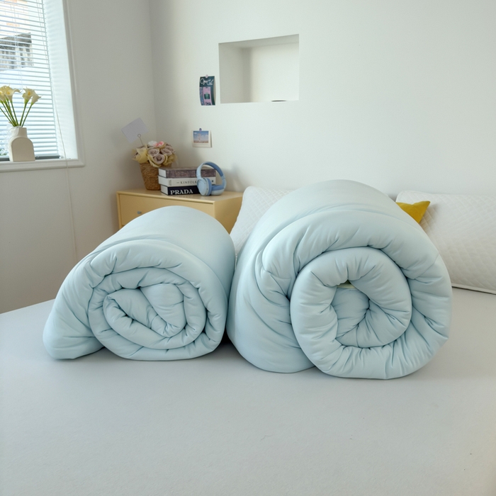 91家纺网 家纺一手货源 找家纺 卡芙芯类馆 2025新款云朵泡芙被被子被芯 浅蓝