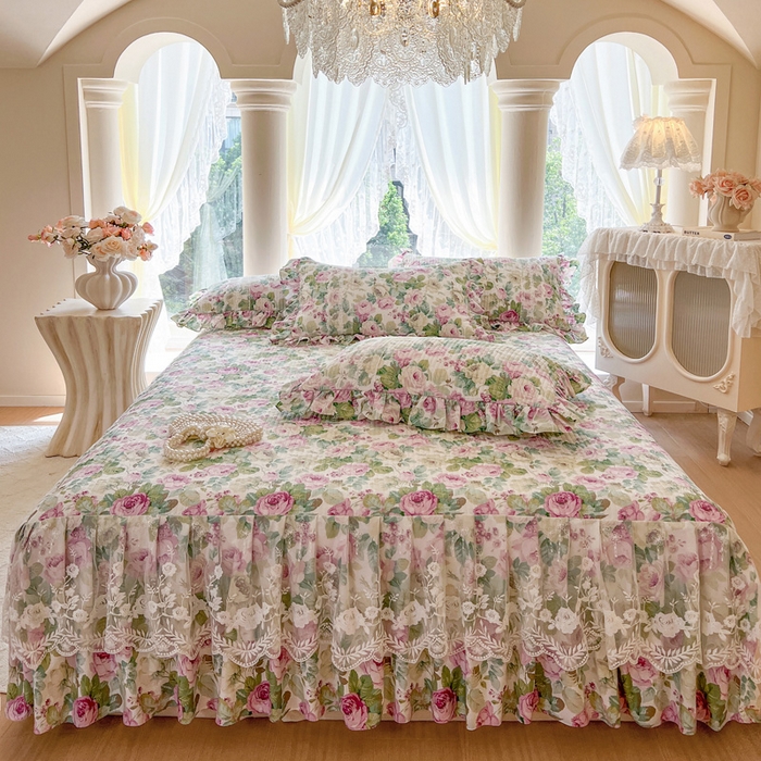 91家纺网 家纺一手货源 找家纺 瑞宝 2025新款13372全棉印花花边床裙三件套 爱丽丝