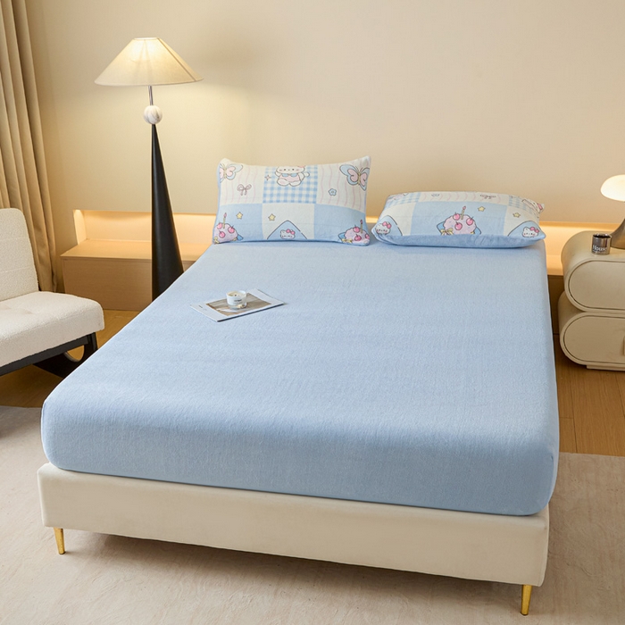 91家纺网 家纺一手货源 找家纺 摩妮卡 2025新款加厚保暖牛奶绒床笠单床笠床笠单件-保护床垫三件套系列 莫纱-天青