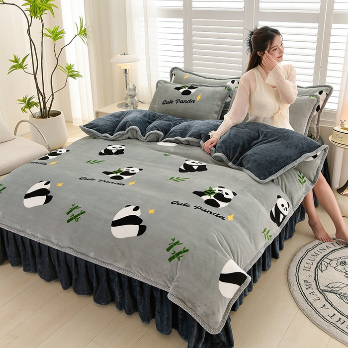 91家纺网 家纺一手货源 找家纺 （总）牵依 2025 直播爆款高克重加厚牛奶绒四件套法兰绒四件套珊瑚绒,橙心如意,爱尼浓-咖,欢乐颂-米驼,南瓜派-灰,玫瑰夜语,呆萌象,春日花园,竹子小熊,花田喜事,郁金花海,花开曼舞,情怀,幻想玫瑰,幸运狗,花开盛宴,童年伙伴,花意,梦想花园,花季,花影花花,熊猫乐园,熊猫家园,南瓜派-绿,南瓜小熊,山茶花,花园小兔,小花兔子,花蝴蝶,花仙子,玫瑰风情,奶牛派对,香槟玫瑰-绿,幸福汪汪,大熊猫,嗨皮狗,黑白波浪