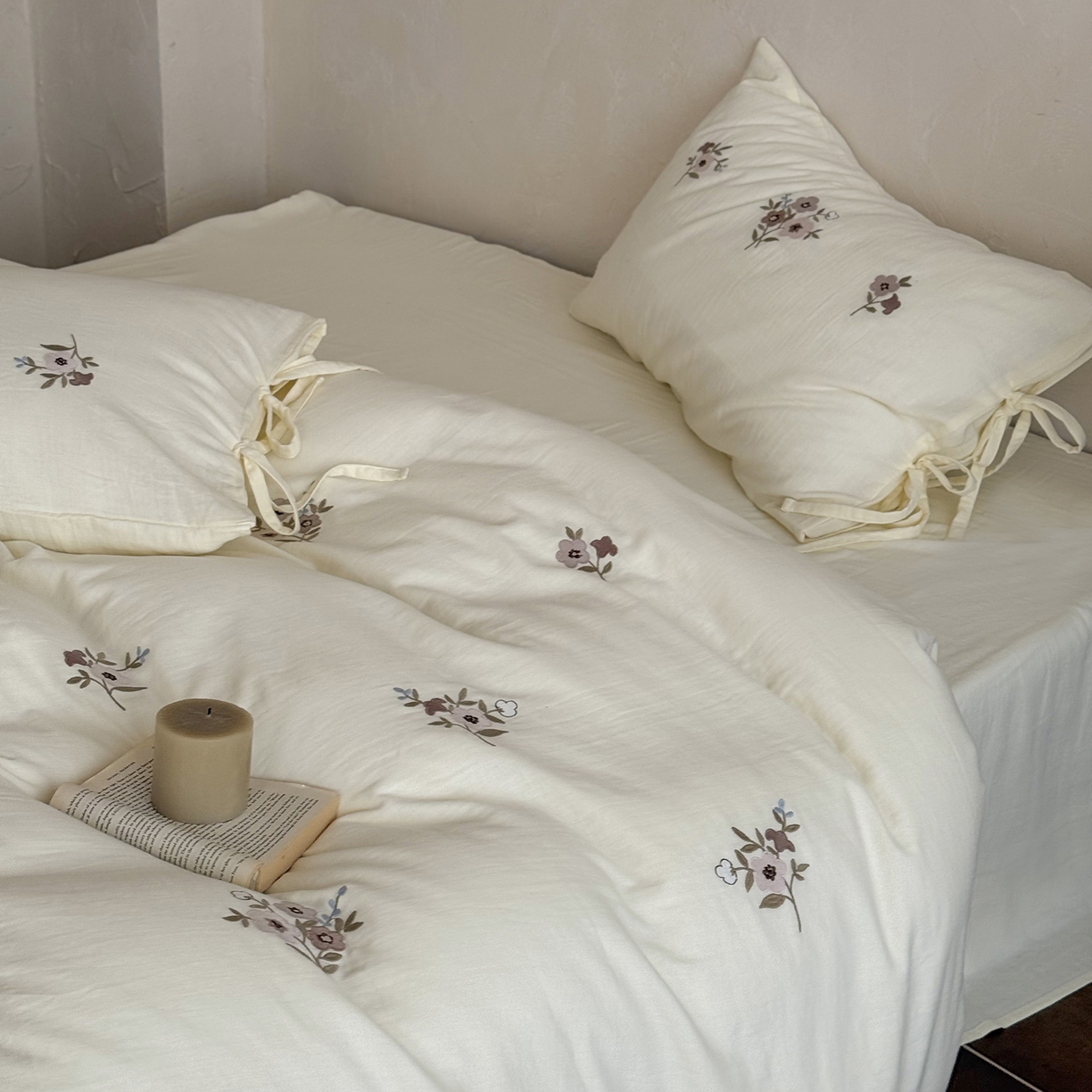 91家纺网 家纺一手货源 找家纺 （总）鹿班家居 2025新款秋冬款全棉皱皱纱精密刺绣系列四件套-梦笔生花（标准会员-20元）