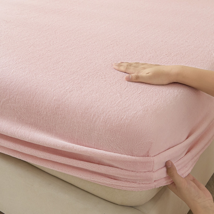 91家纺网 家纺一手货源 找家纺 摩妮卡 2025新款加厚保暖牛奶绒床笠单床笠床笠单件-保护床垫三件套系列 莫纱-梦粉