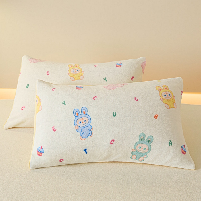 91家纺网 家纺一手货源 找家纺 摩妮卡 2025新款加厚保暖牛奶绒床笠单床笠床笠单件-保护床垫三件套系列 莫纱-米白