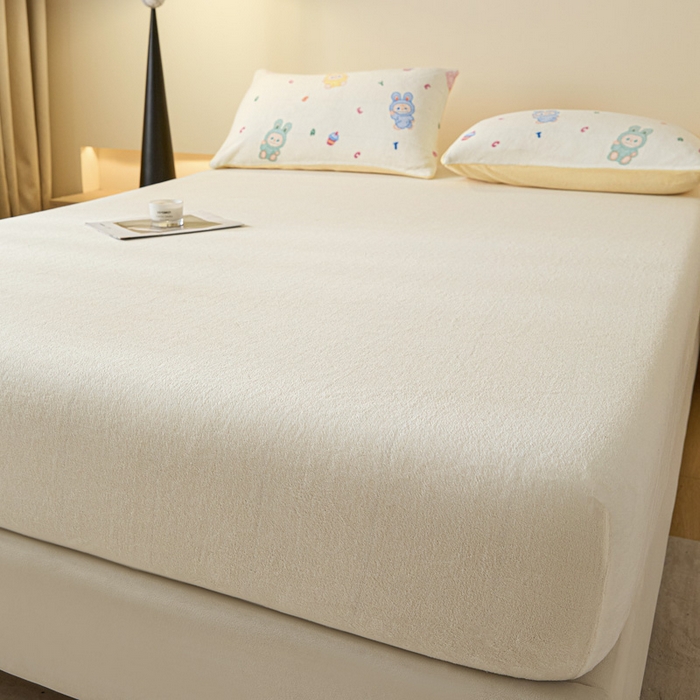 91家纺网 家纺一手货源 找家纺 摩妮卡 2025新款加厚保暖牛奶绒床笠单床笠床笠单件-保护床垫三件套系列 莫纱-米白