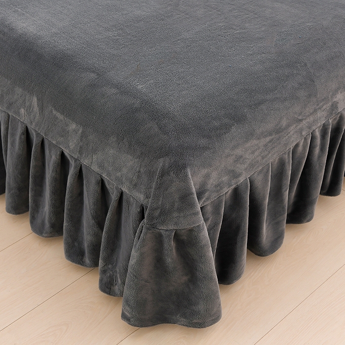 91家纺网 家纺一手货源 找家纺 牵依 2025新款直播床裙小清新印花牛奶绒四件套法兰绒四件套 奶牛派对