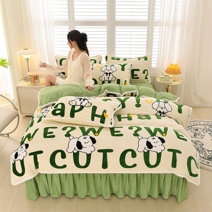 91家纺网 家纺一手货源 找家纺 牵依 2025新款直播床裙小清新印花牛奶绒四件套法兰绒四件套 嗨皮狗