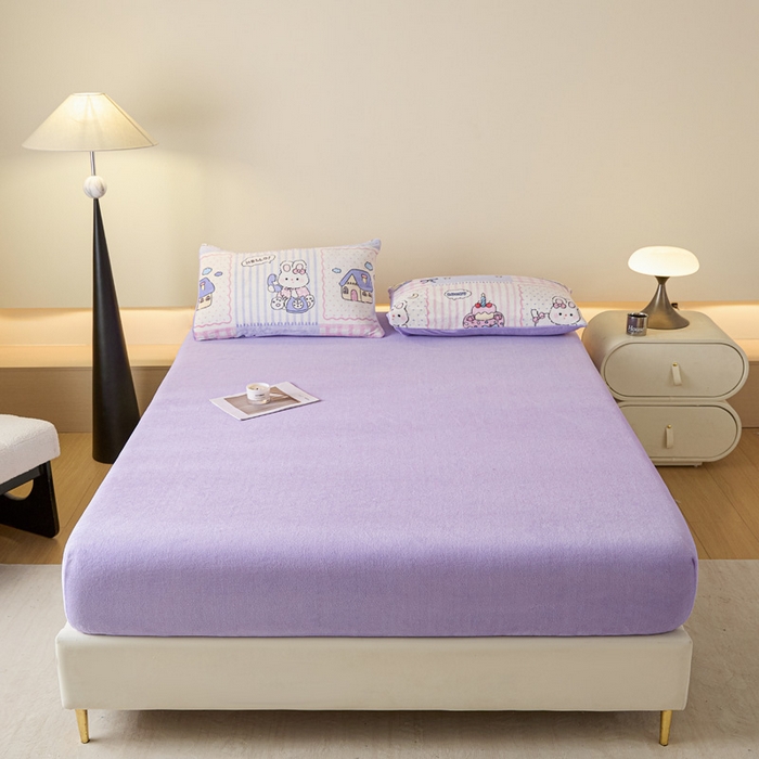 91家纺网 家纺一手货源 找家纺 摩妮卡 2025新款加厚保暖牛奶绒床笠单床笠床笠单件-保护床垫三件套系列 莫纱-紫