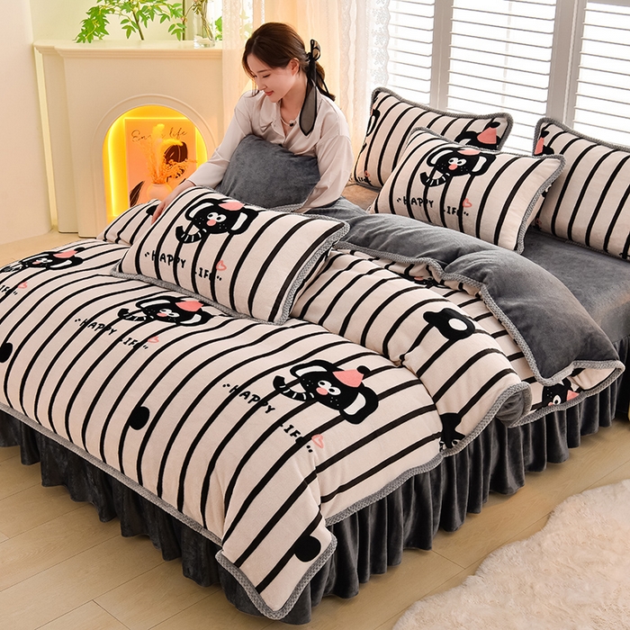 91家纺网 家纺一手货源 找家纺 牵依 2025新款直播床裙小清新印花牛奶绒四件套法兰绒四件套 呆萌象