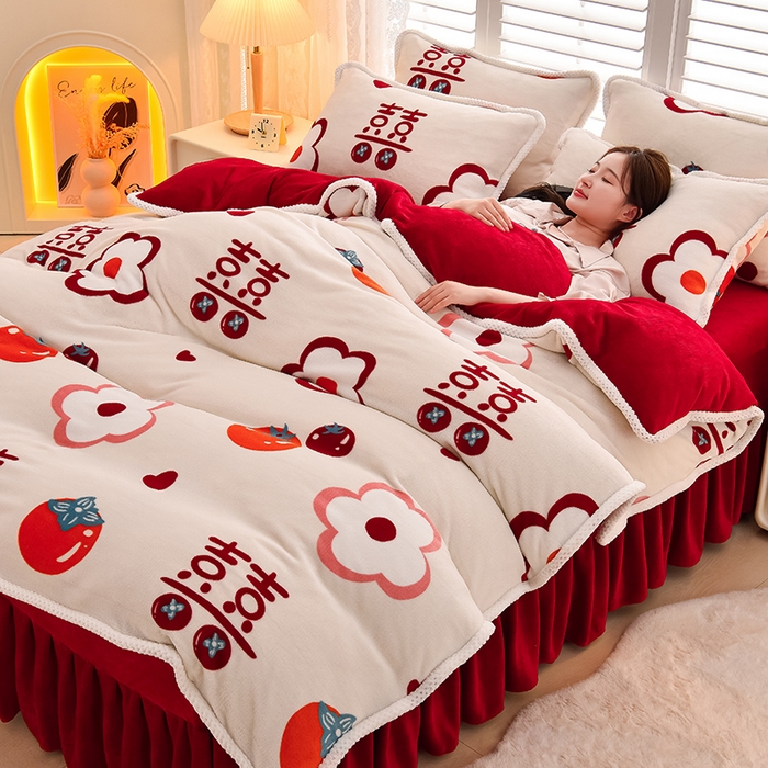 91家纺网 家纺一手货源 找家纺 牵依 2025新款直播床裙小清新印花牛奶绒四件套法兰绒四件套 花田喜事