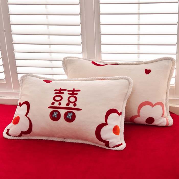 91家纺网 家纺一手货源 找家纺 牵依 2025新款直播床裙小清新印花牛奶绒四件套法兰绒四件套 花田喜事