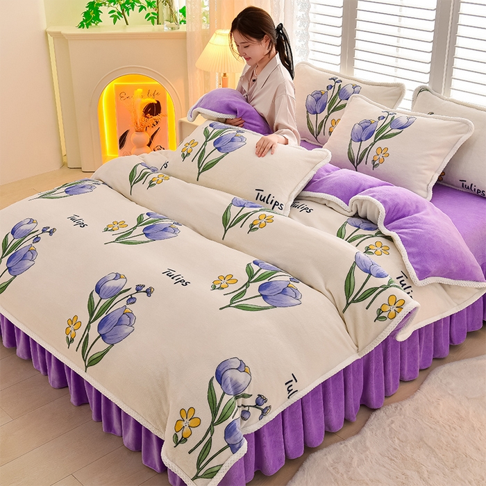 91家纺网 家纺一手货源 找家纺 牵依 2025新款直播床裙小清新印花牛奶绒四件套法兰绒四件套 花开曼舞