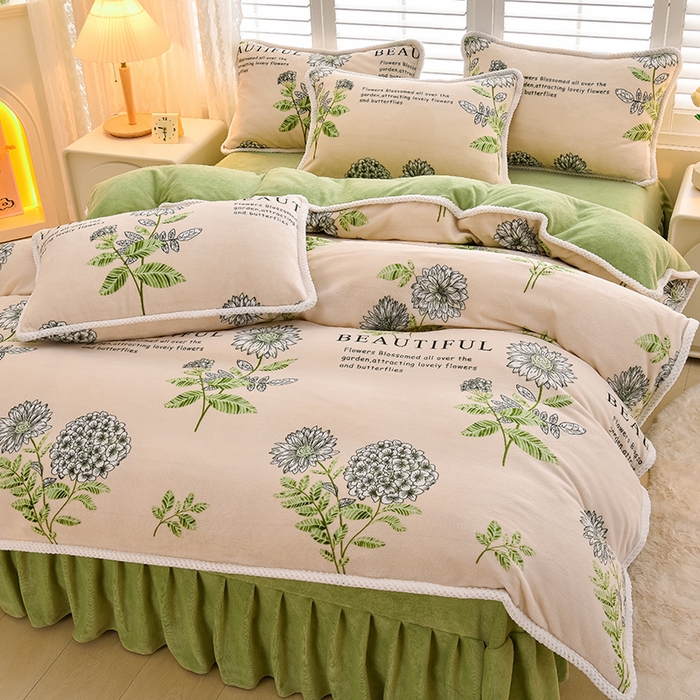 91家纺网 家纺一手货源 找家纺 牵依 2025新款直播床裙小清新印花牛奶绒四件套法兰绒四件套 花季