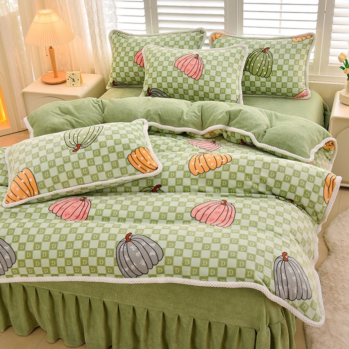 91家纺网 家纺一手货源 找家纺 牵依 2025新款直播床裙小清新印花牛奶绒四件套法兰绒四件套 南瓜派-绿