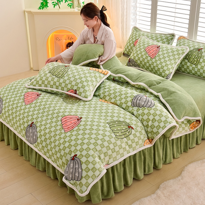 91家纺网 家纺一手货源 找家纺 牵依 2025新款直播床裙小清新印花牛奶绒四件套法兰绒四件套 南瓜派-绿