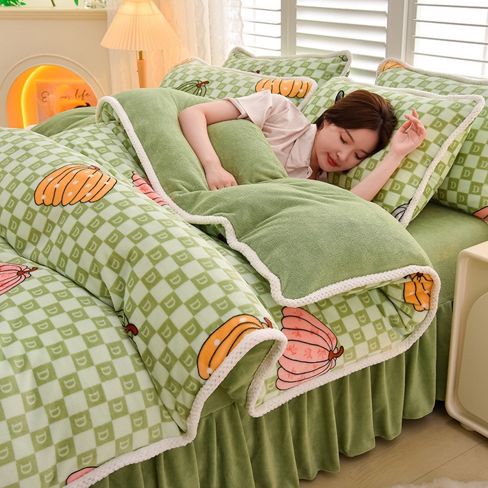 91家纺网 家纺一手货源 找家纺 牵依 2025新款直播床裙小清新印花牛奶绒四件套法兰绒四件套 南瓜派-绿