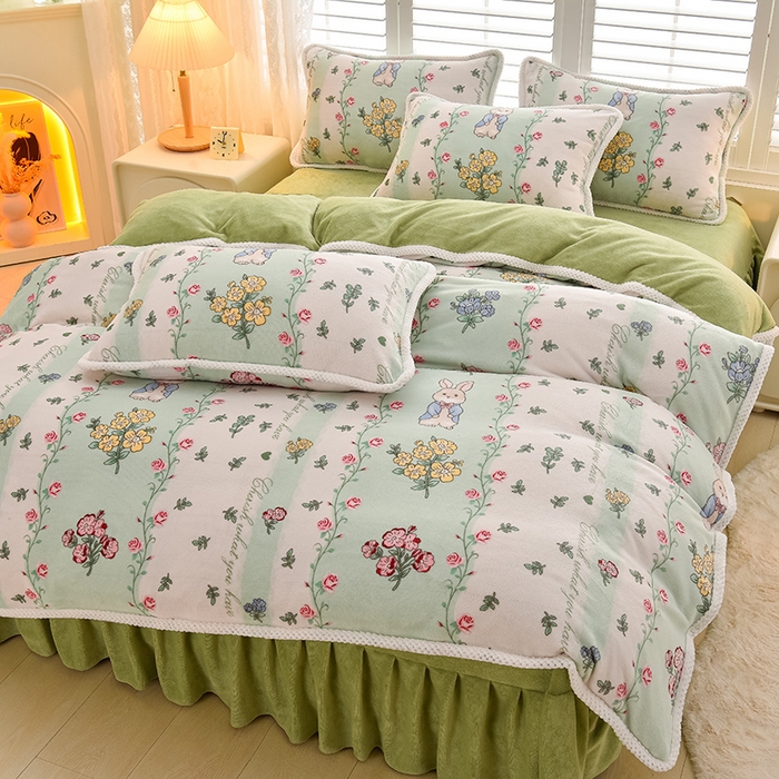 91家纺网 家纺一手货源 找家纺 牵依 2025新款直播床裙小清新印花牛奶绒四件套法兰绒四件套 梦想花园