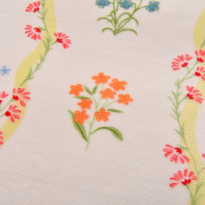 91家纺网 家纺一手货源 找家纺 牵依 2025新款直播床裙小清新印花牛奶绒四件套法兰绒四件套 花园小兔