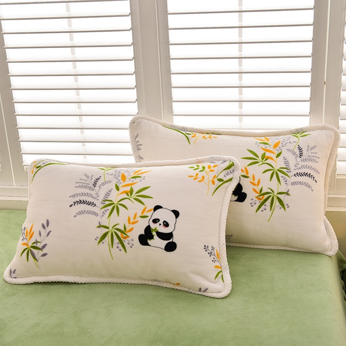 91家纺网 家纺一手货源 找家纺 牵依 2025新款直播床裙小清新印花牛奶绒四件套法兰绒四件套 花影花花