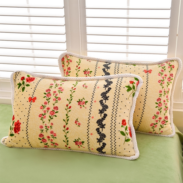 91家纺网 家纺一手货源 找家纺 牵依 2025新款直播床裙小清新印花牛奶绒四件套法兰绒四件套 花意