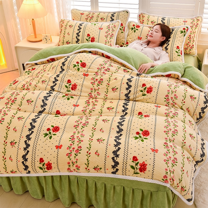 91家纺网 家纺一手货源 找家纺 牵依 2025新款直播床裙小清新印花牛奶绒四件套法兰绒四件套 花意