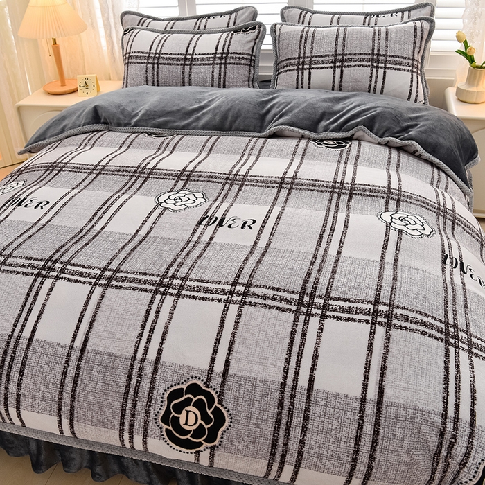 91家纺网 家纺一手货源 找家纺 牵依 2025新款直播床裙小清新印花牛奶绒四件套法兰绒四件套 山茶花