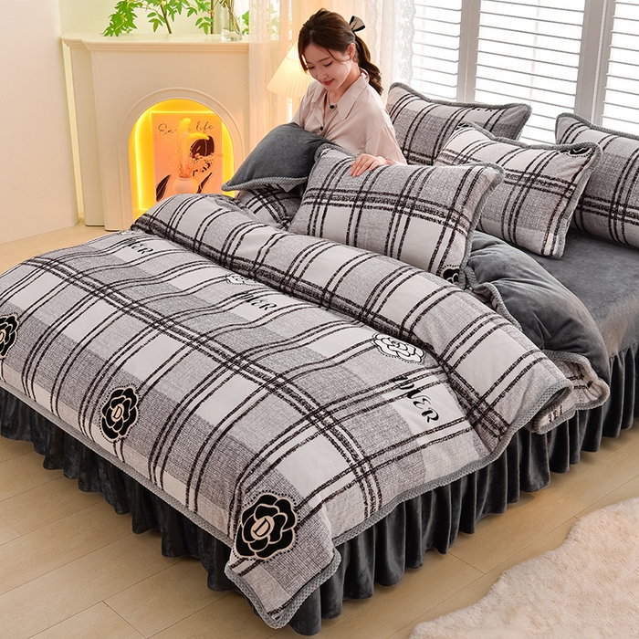 91家纺网 家纺一手货源 找家纺 牵依 2025新款直播床裙小清新印花牛奶绒四件套法兰绒四件套 山茶花