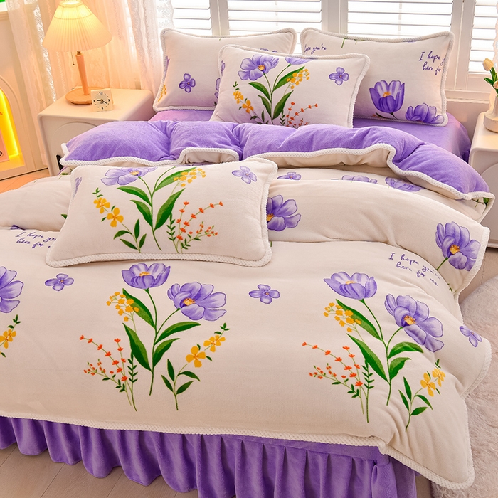 91家纺网 家纺一手货源 找家纺 牵依 2025新款直播床裙小清新印花牛奶绒四件套法兰绒四件套 郁金花海