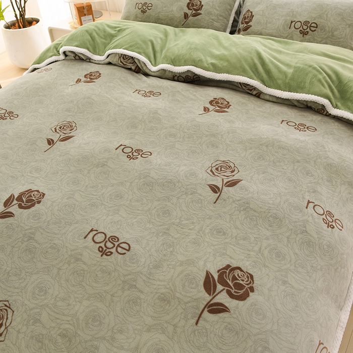 91家纺网 家纺一手货源 找家纺 牵依 2025新款直播床裙小清新印花牛奶绒四件套法兰绒四件套 香槟玫瑰-绿