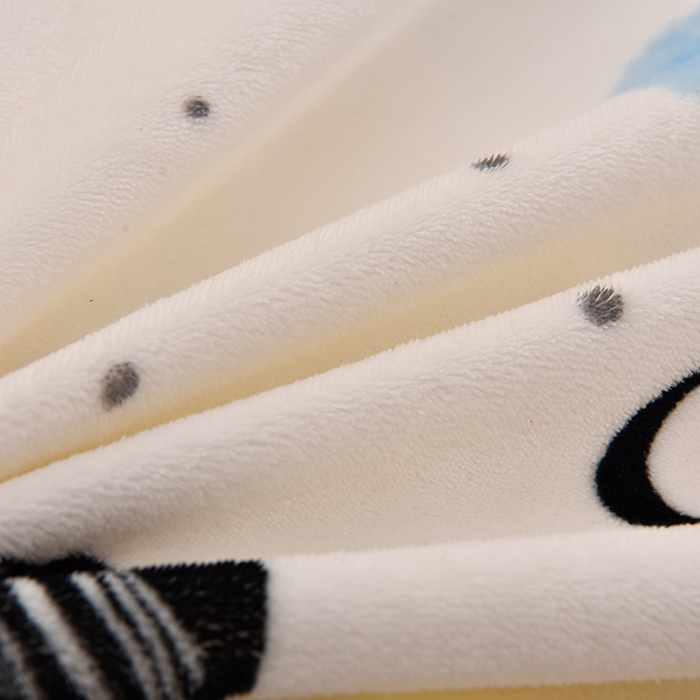 91家纺网 家纺一手货源 找家纺 牵依 2025新款直播床裙小清新印花牛奶绒四件套法兰绒四件套 幸运狗