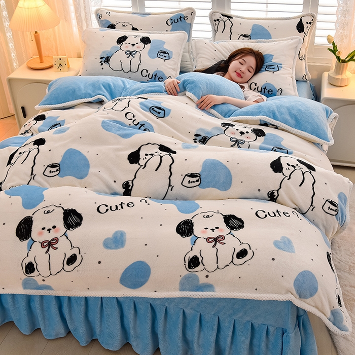 91家纺网 家纺一手货源 找家纺 牵依 2025新款直播床裙小清新印花牛奶绒四件套法兰绒四件套 幸运狗