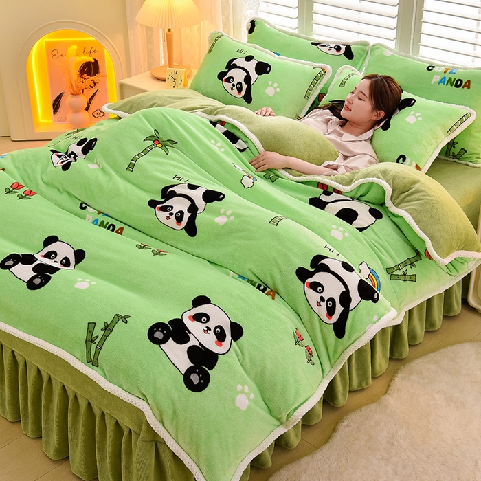 91家纺网 家纺一手货源 找家纺 牵依 2025新款直播床裙小清新印花牛奶绒四件套法兰绒四件套 竹子小熊