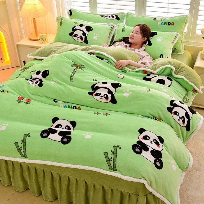 91家纺网 家纺一手货源 找家纺 牵依 2025新款直播床裙小清新印花牛奶绒四件套法兰绒四件套 竹子小熊